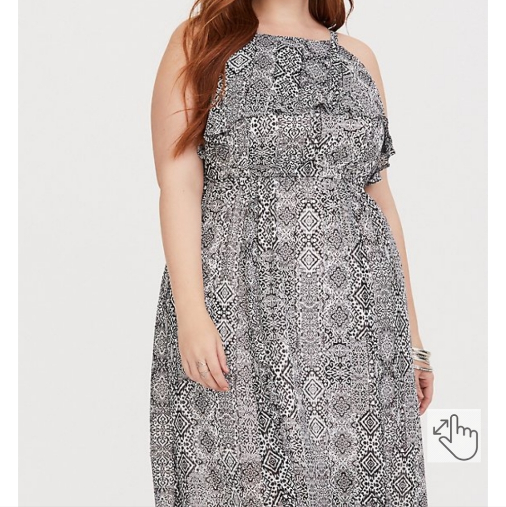 Torrid BLACK & WHITE IKAT CHIFFON MAXI DRESS